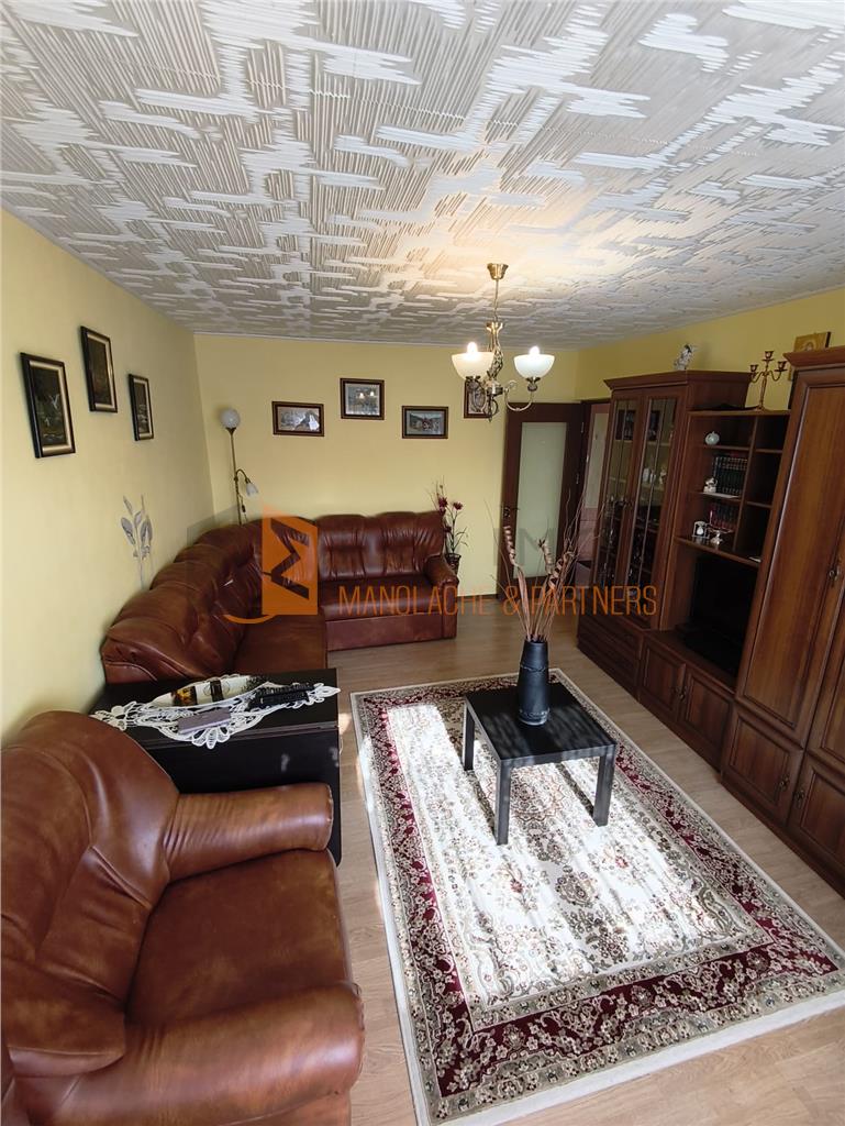 Apartament 3 camere cf 1 decomandat zona Unirii Sud-Viitorului
