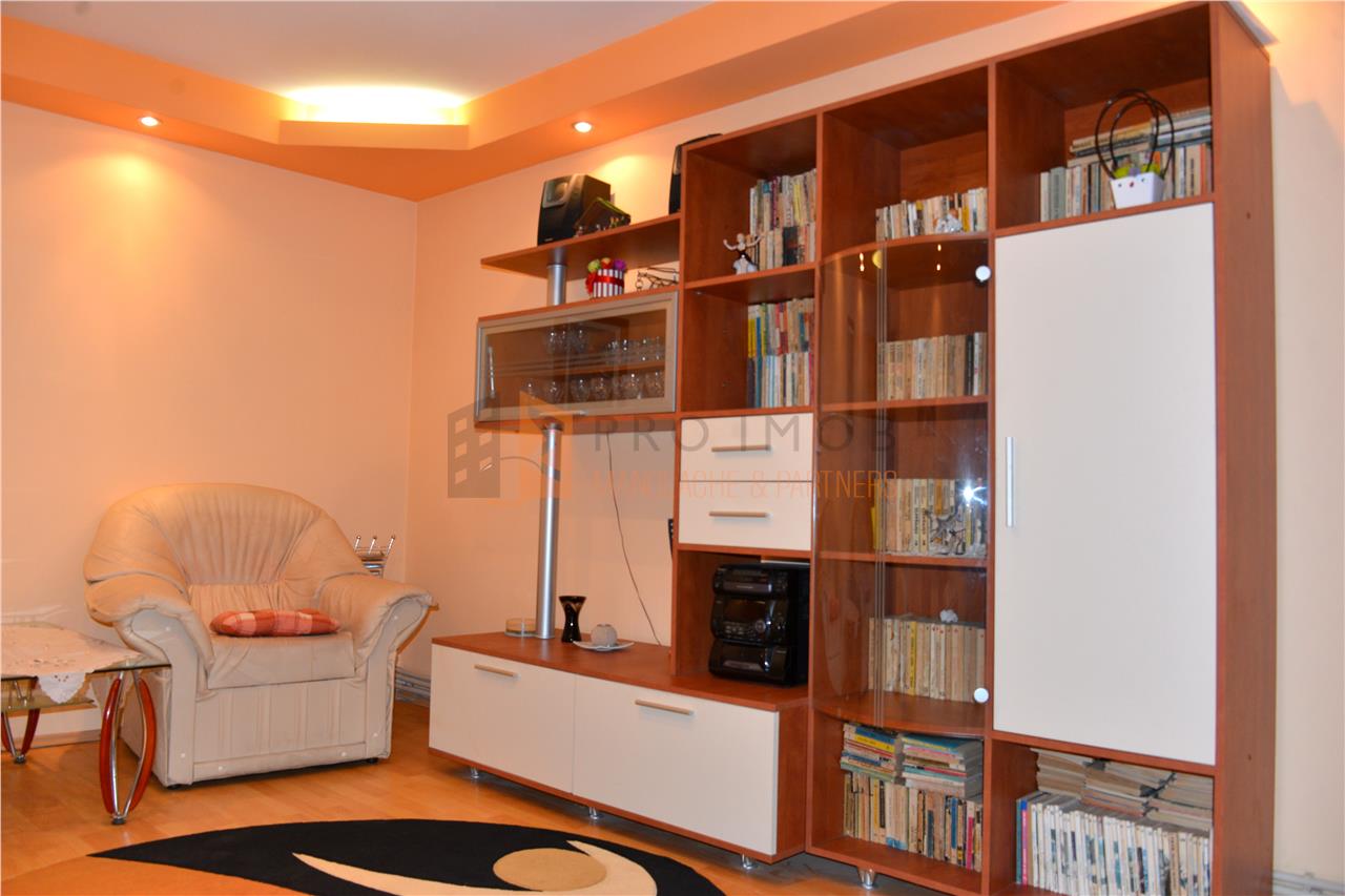 Apartament 3 camere cf 1 decomandat zona 1 Decembrie 1918
