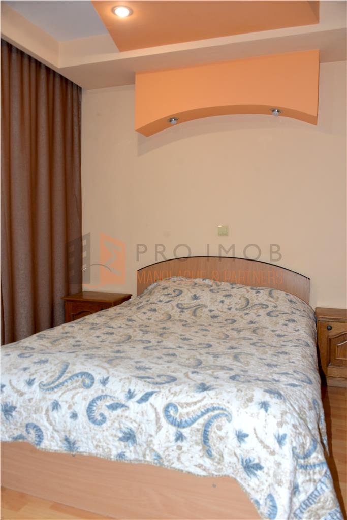 Apartament 3 camere cf 1 decomandat zona 1 Decembrie 1918