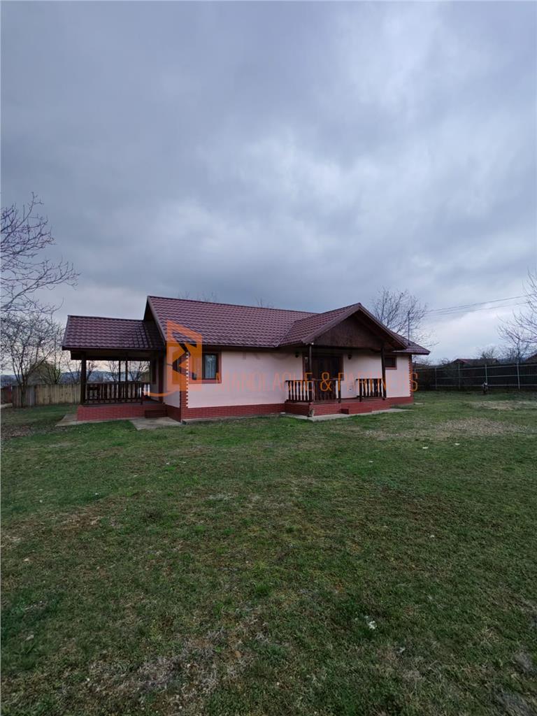 Casa tip parter zona Sapoca