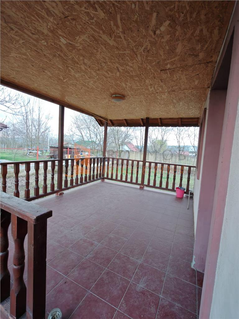 Casa tip parter zona Sapoca