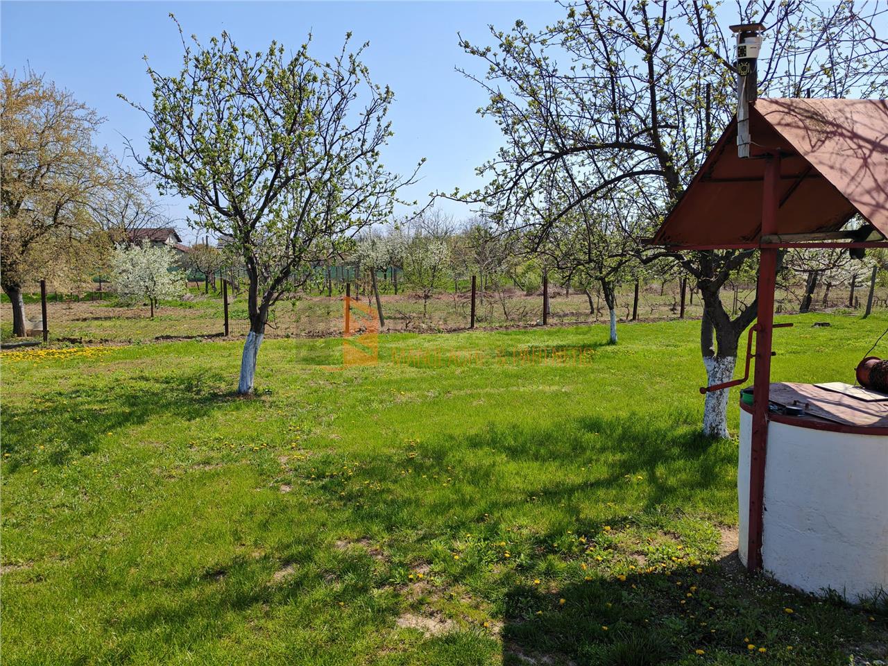 Casa tip parter zona Candesti