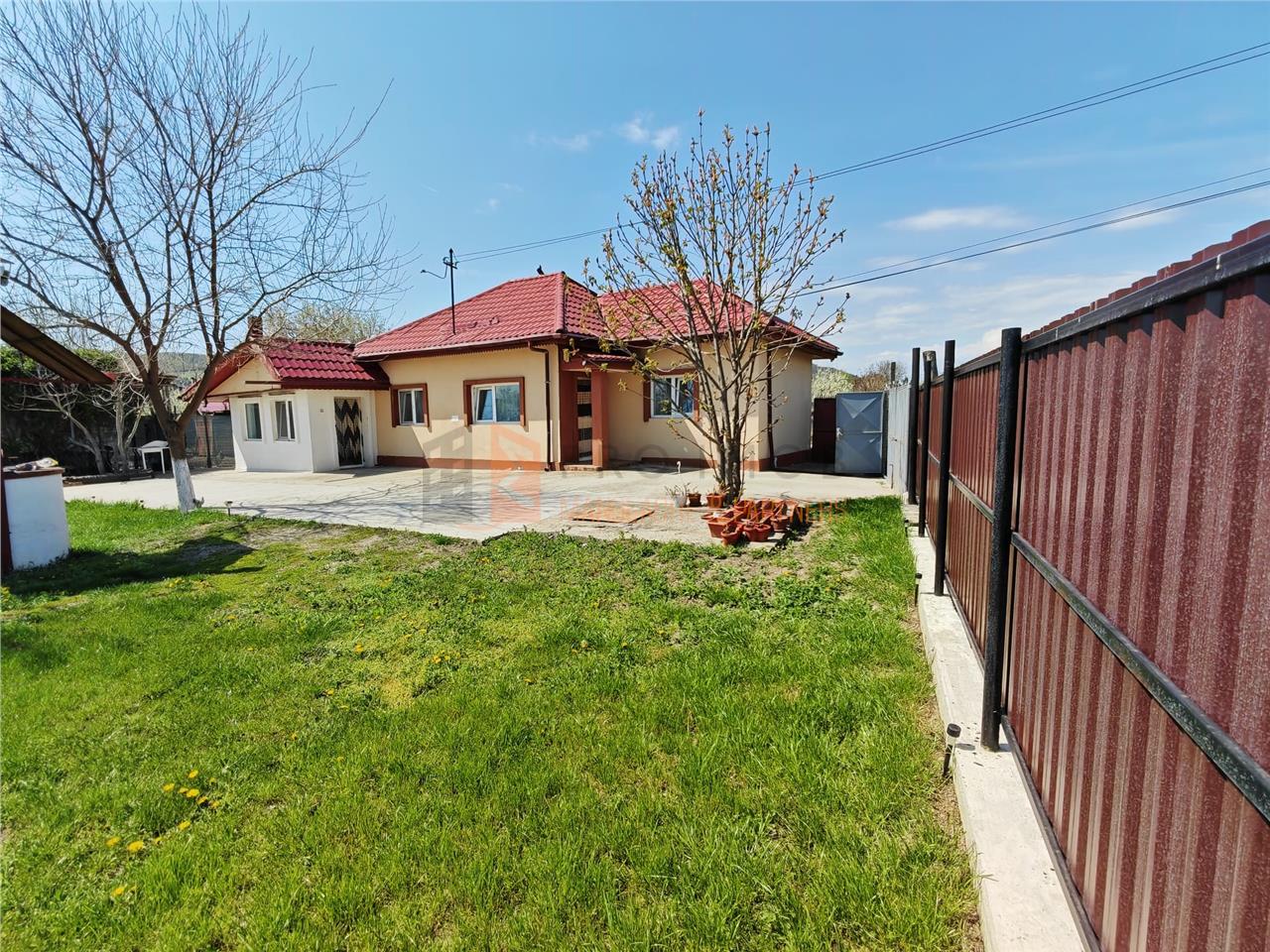 Casa tip parter zona Candesti