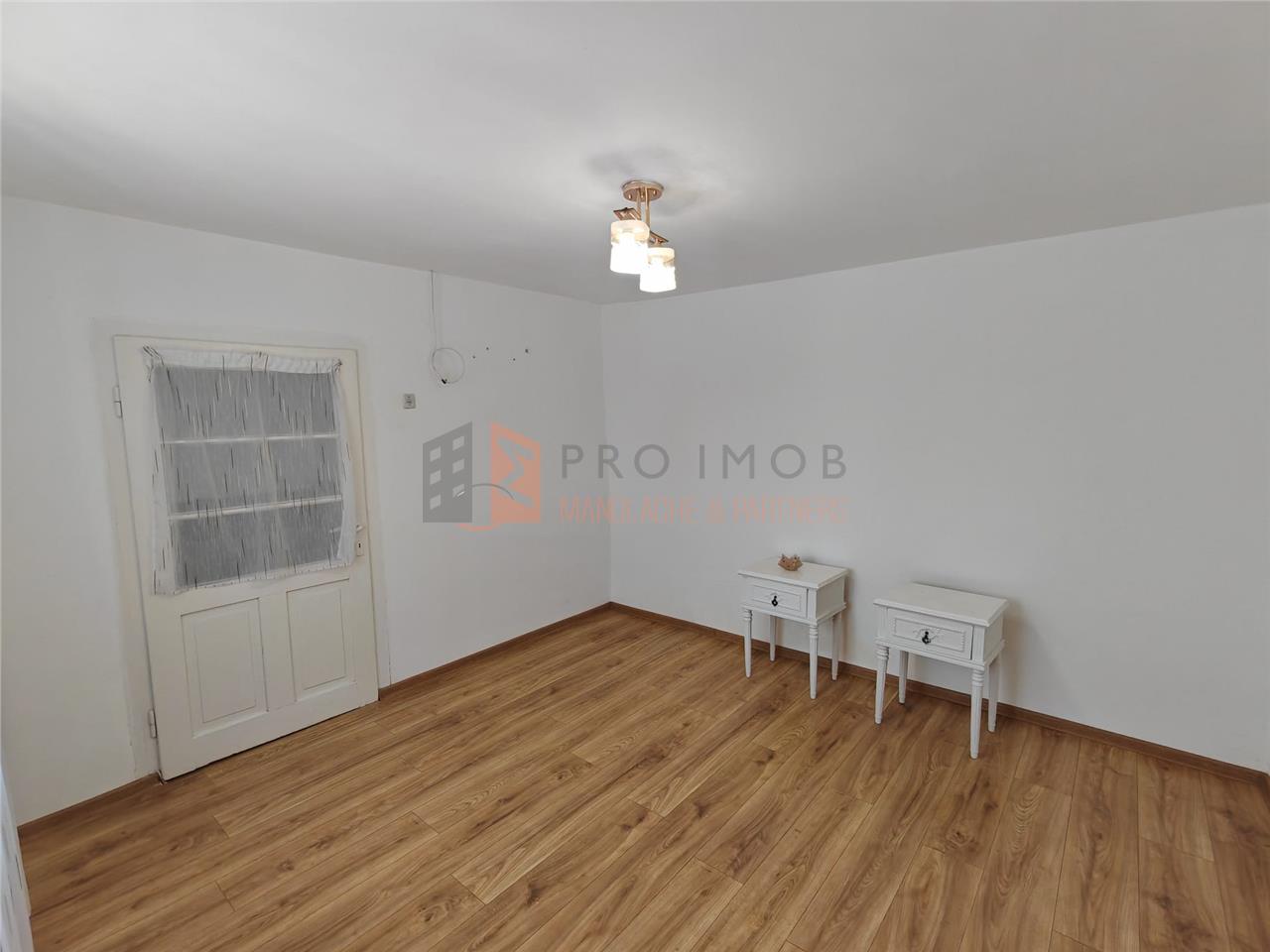 Casa tip parter zona Candesti