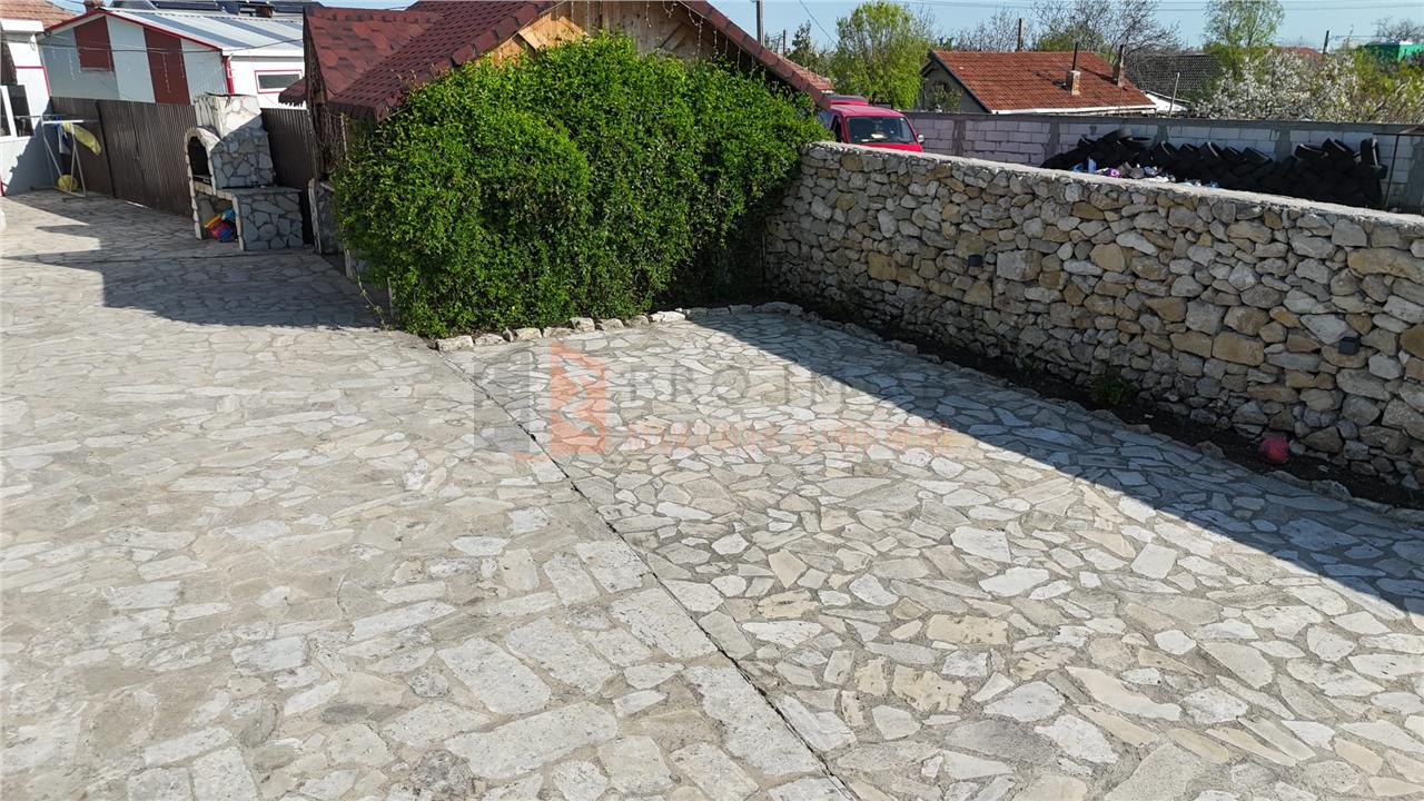 Casa tip parter zona Maracineni