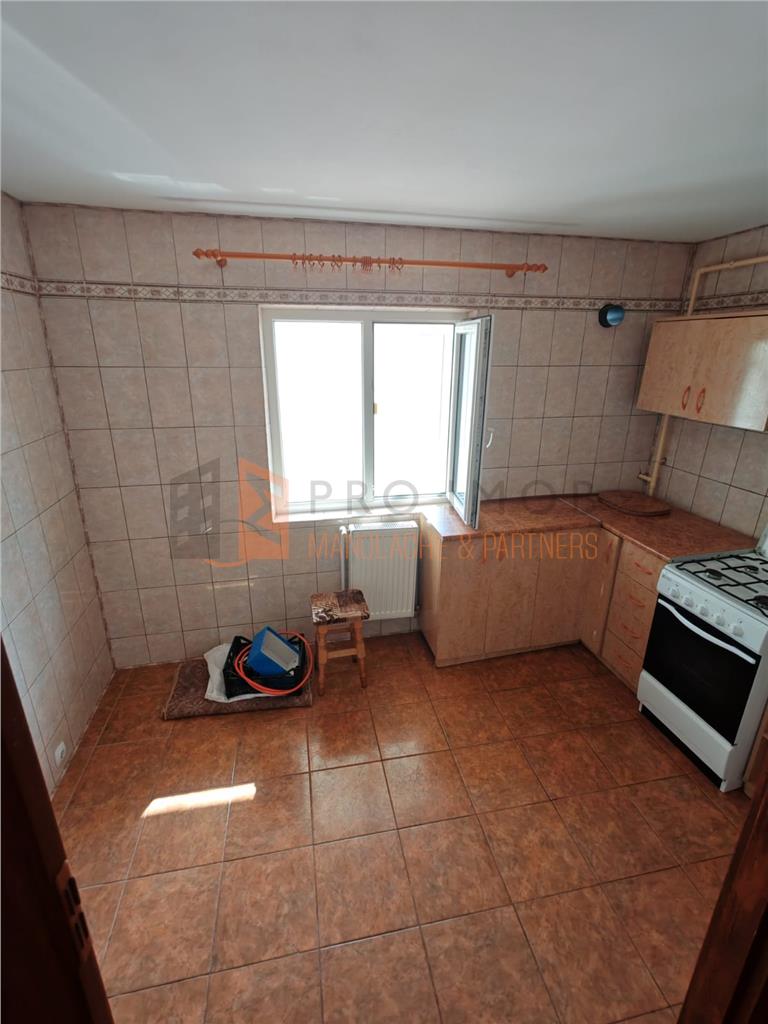 Apartament 3 camere cf 1 decomandat zona Unirii-Centru