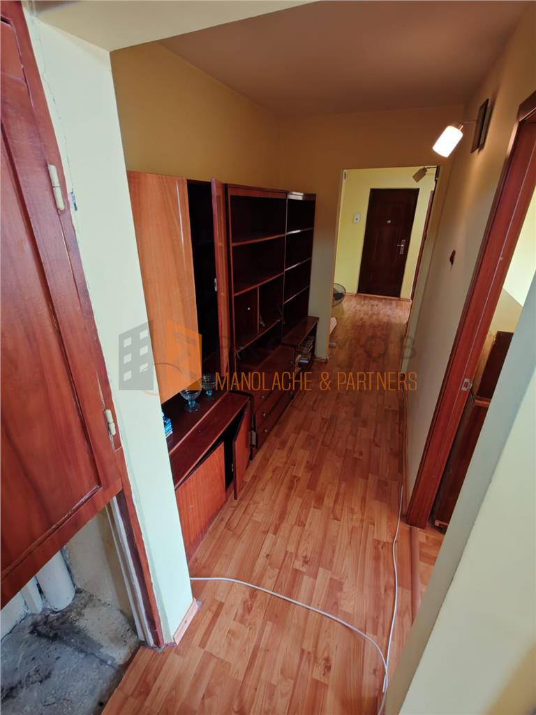 Apartament 3 camere cf 1 decomandat zona Unirii-Centru