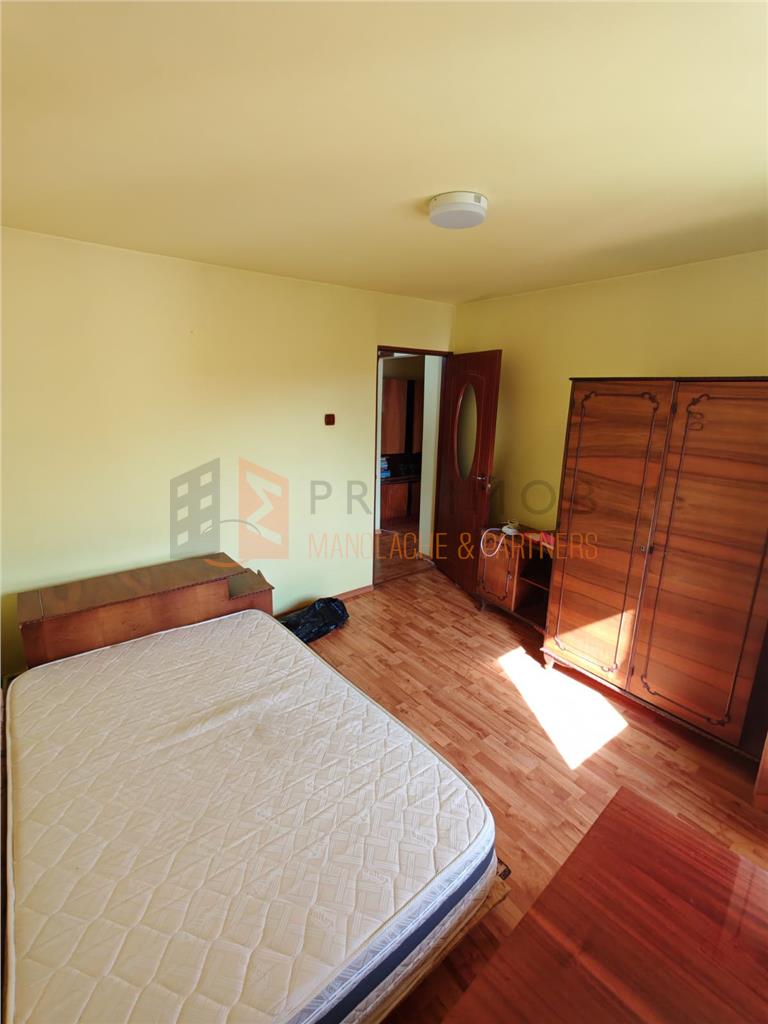 Apartament 3 camere cf 1 decomandat zona Unirii-Centru