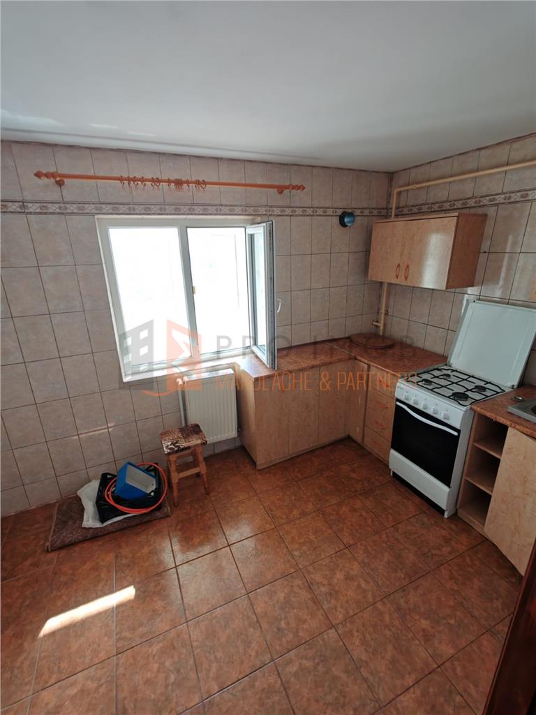 Apartament 3 camere cf 1 decomandat zona Unirii-Centru