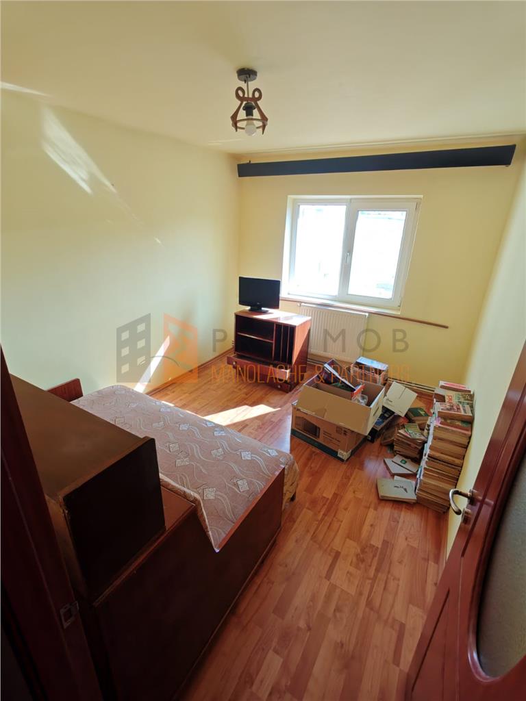 Apartament 3 camere cf 1 decomandat zona Unirii-Centru