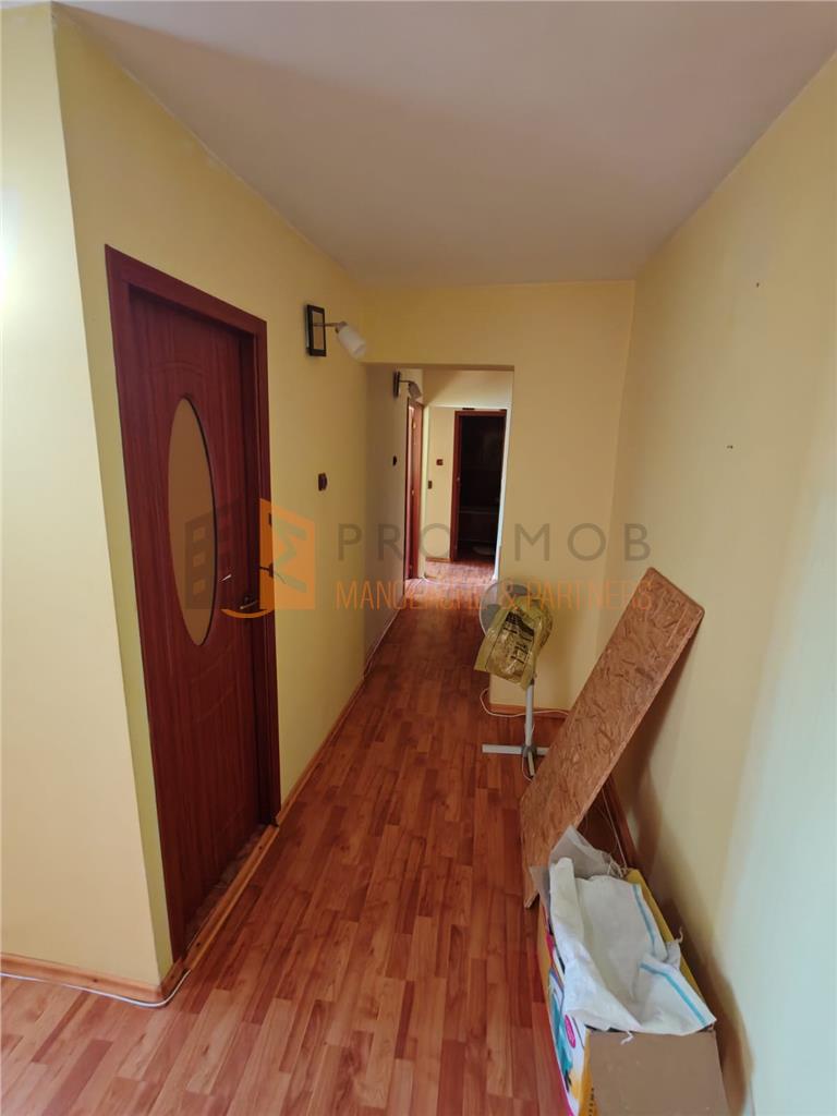 Apartament 3 camere cf 1 decomandat zona Unirii-Centru