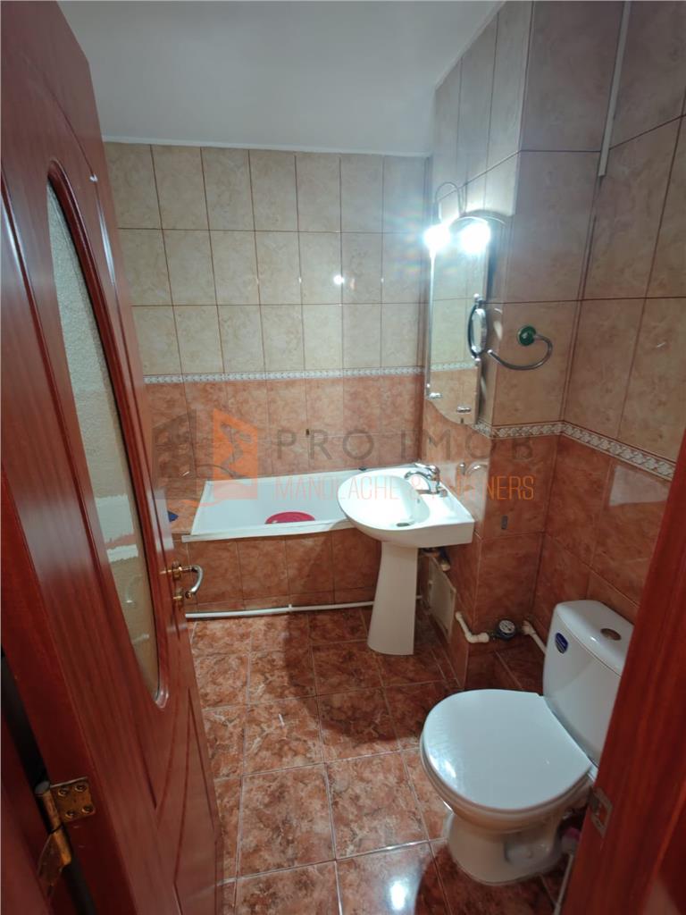 Apartament 3 camere cf 1 decomandat zona Unirii-Centru