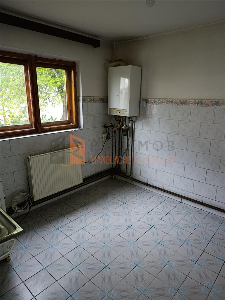 Casa tip P+M zona Spataru