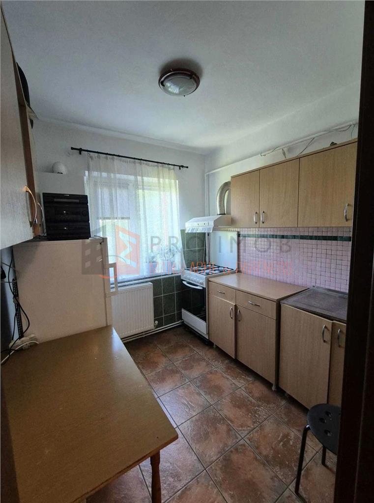 Apartament 2 camere cf 2 decomandat zona Balcescu