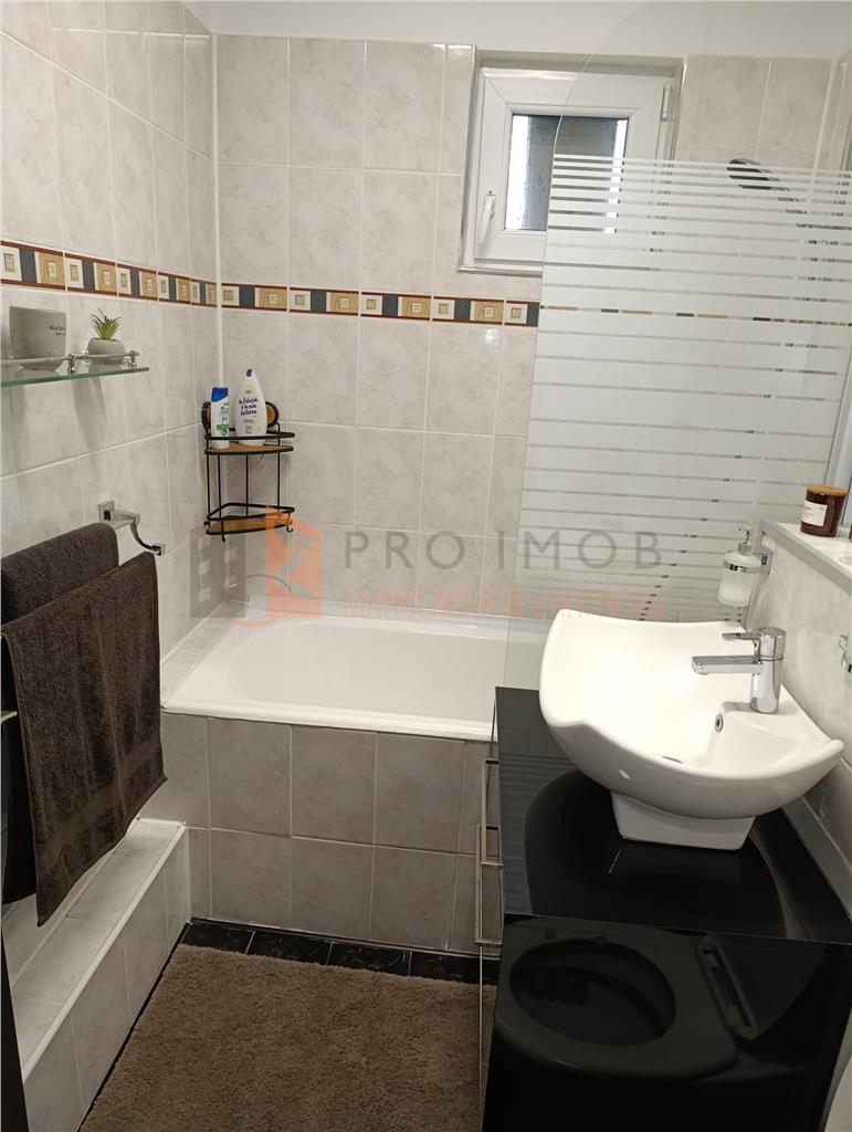 Apartament 2 camere cf 1 decomandat zona Crang