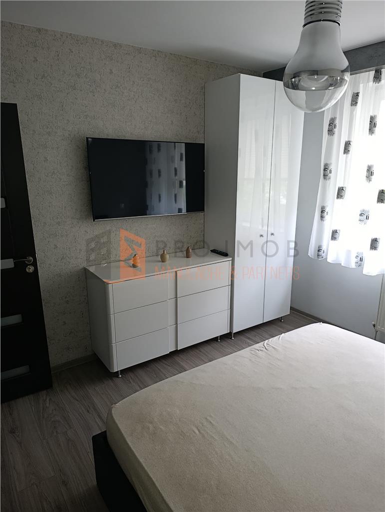 Apartament 2 camere cf 1 decomandat zona Crang