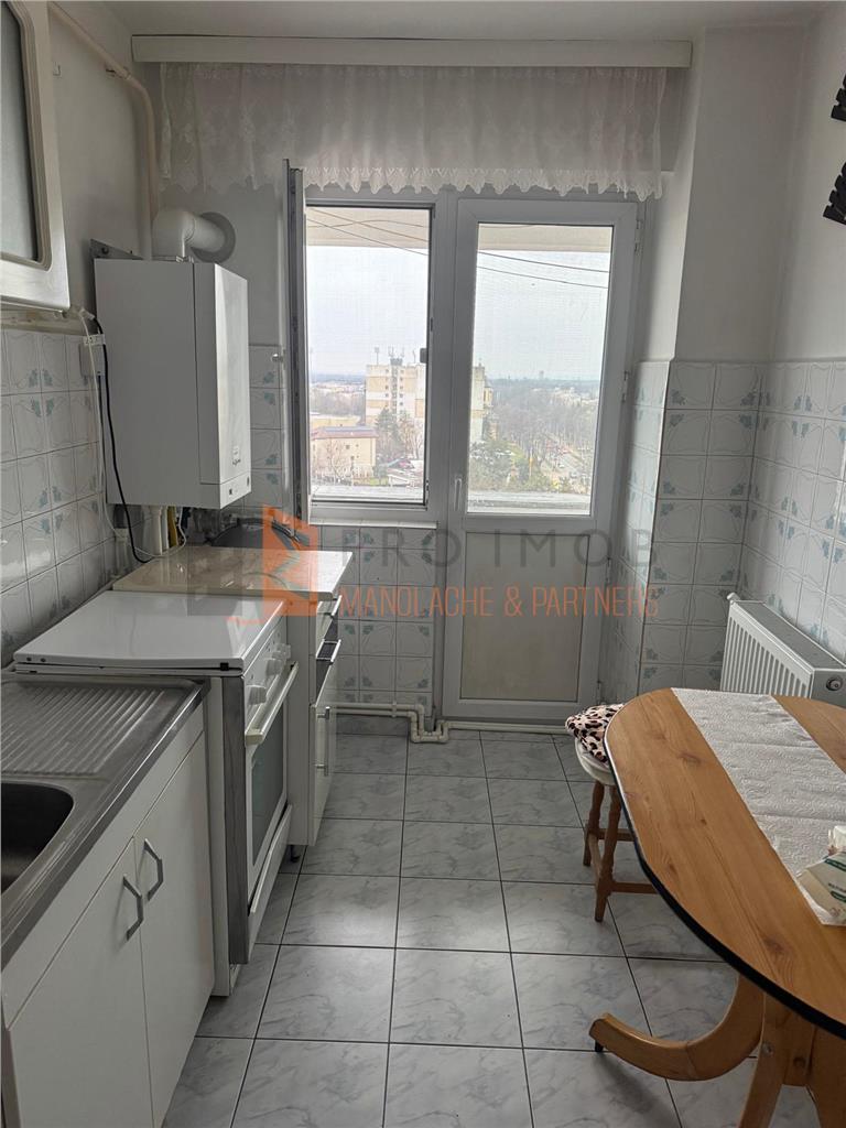 Apartament 3 camere cf 1 zona Centru