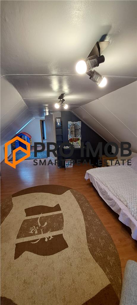 Apartament 4 camere cf 1 decomandat Zona Brosteni