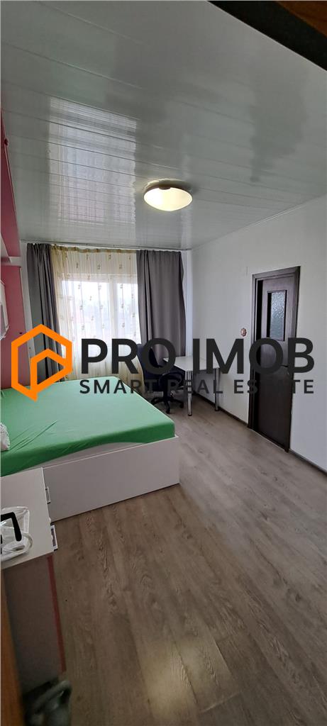 Apartament 4 camere cf 1 decomandat Zona Brosteni