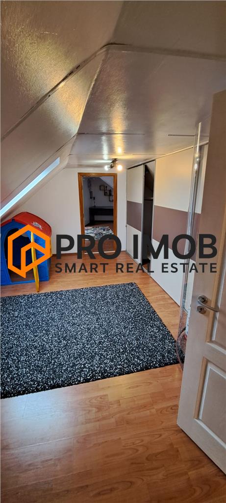 Apartament 4 camere cf 1 decomandat Zona Brosteni