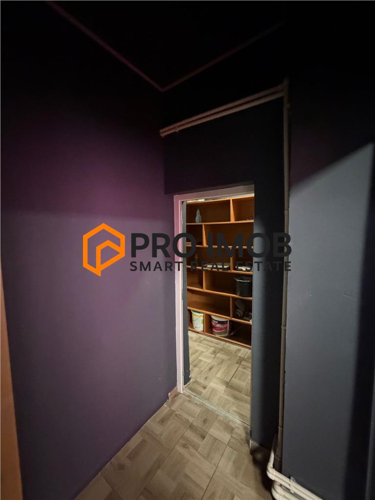 Spatiu comercial zona Berca