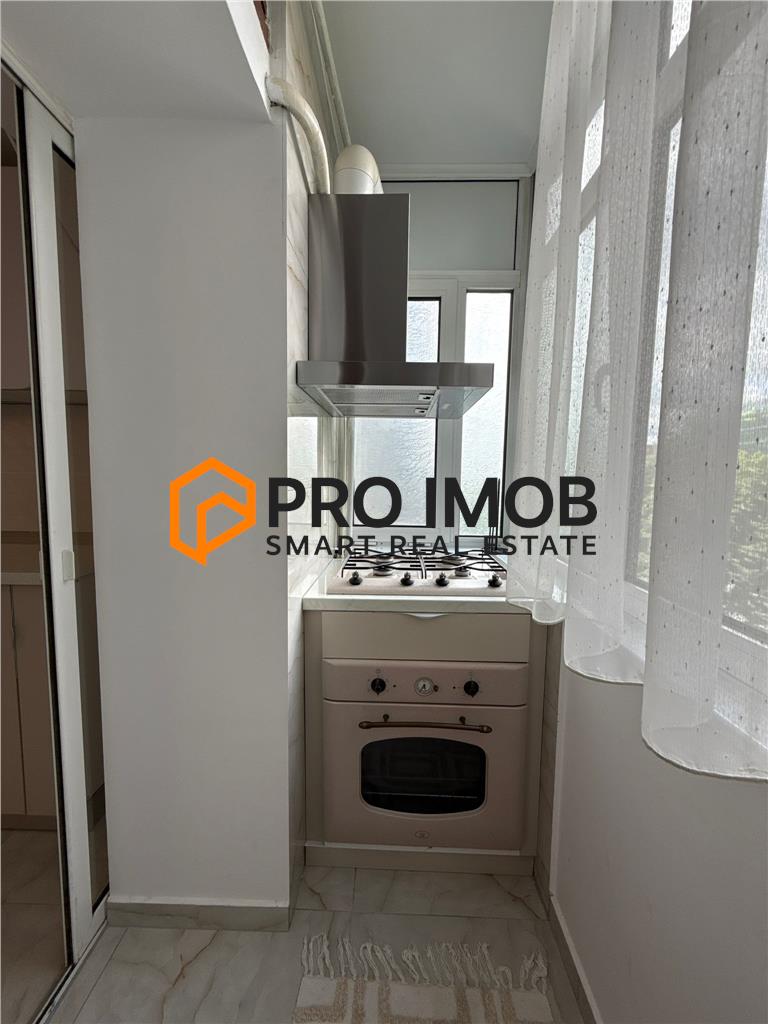 Apartament 2 camere cf 1 decomandat zona Centru