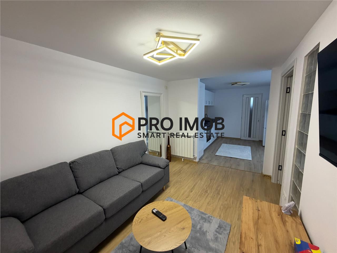 Apartament 2 camere cf 1 decomandat zona Brosteni