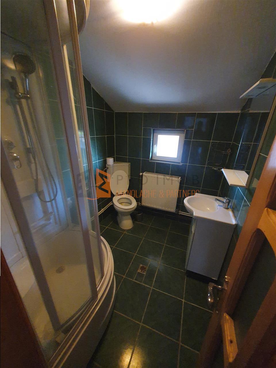 EXCLUSIVITATE! Casa cu teren si garaj in cartierul Mihai Viteazu
