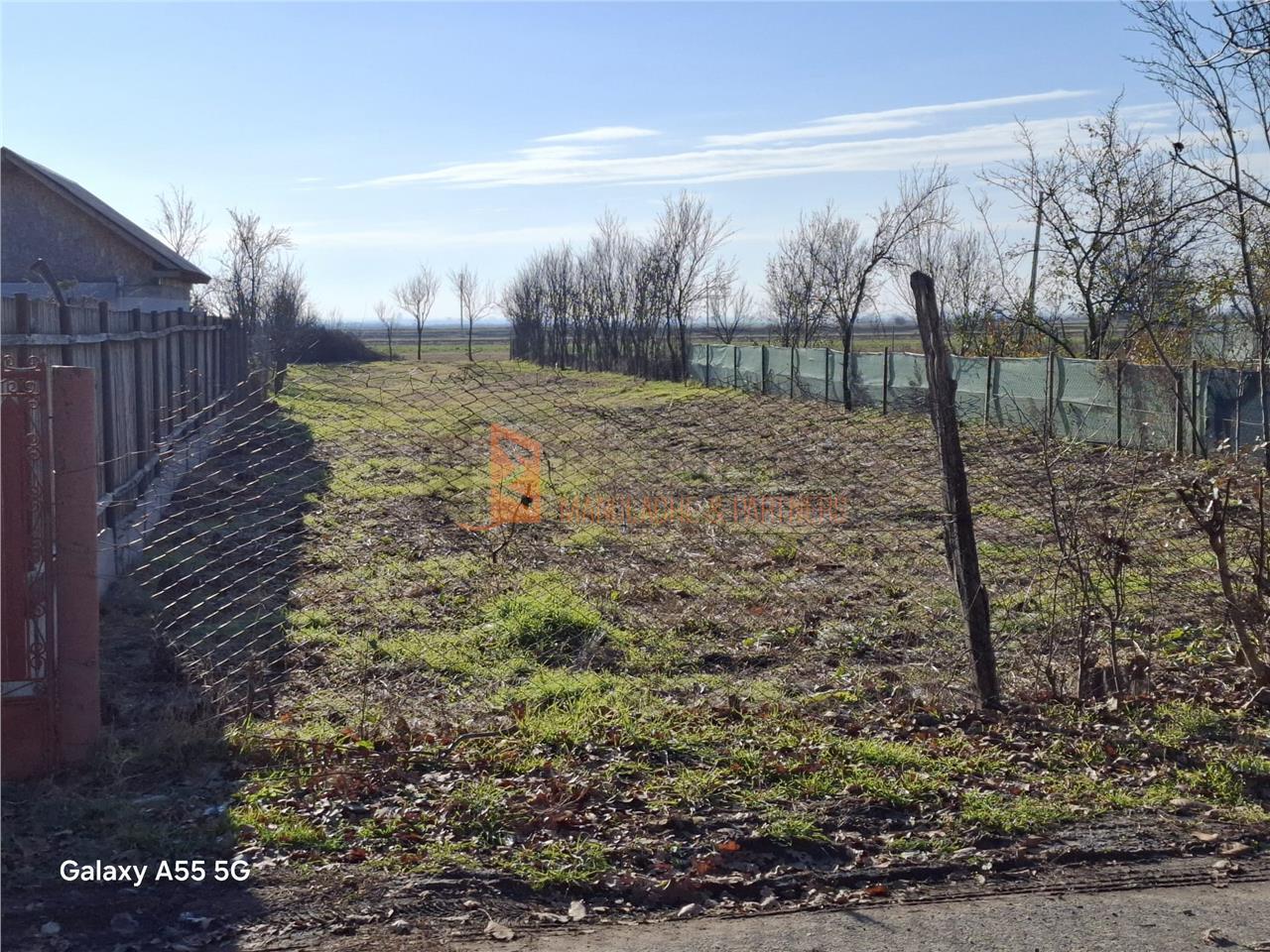 Teren intravilan zona Potarnichesti - Satul Nou