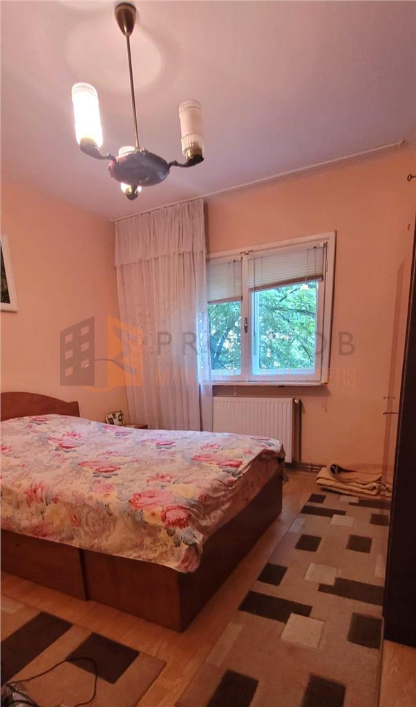 Apartament 3 camere cf1 decomandat zona Unirii Sud